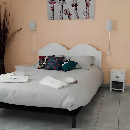 Bed & Breakfast D'hotes L'acampadis
